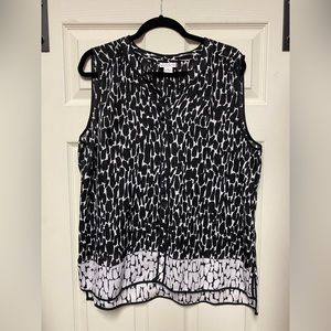 Women’s Black and White Patterned Sleeveless Liz Claiborne Top